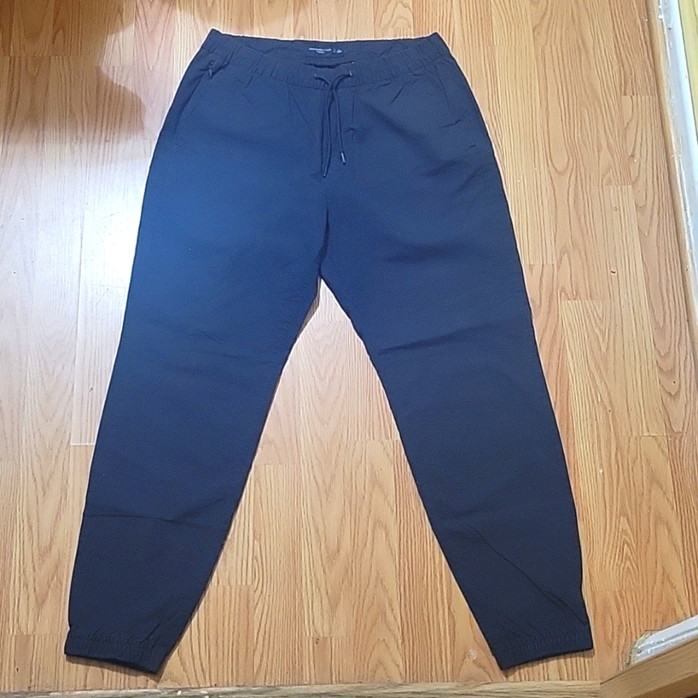Abercrombie & fitch mens navy blue modern joggers (L)